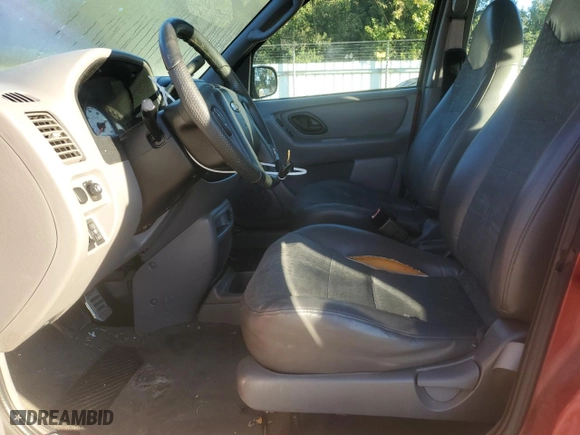 2001 Ford Escape XLS with VIN 1FMYU01191KC39840, listed as a Copart auction lot 75985464 with 130,177 mi miles and Clean Title. Bid and sale history available at carsss.com. Image 7.