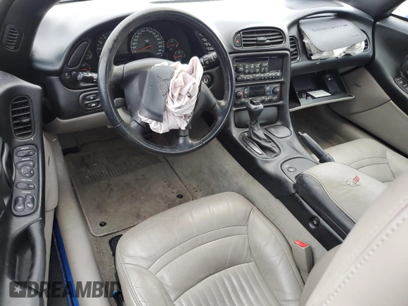 2002 Chevrolet Corvette with VIN 1G1YY22G825117812, listed as a Copart auction lot 82476834 with 86,521 mi miles and Salvage Title. Bid and sale history available at carsss.com. Image 8.