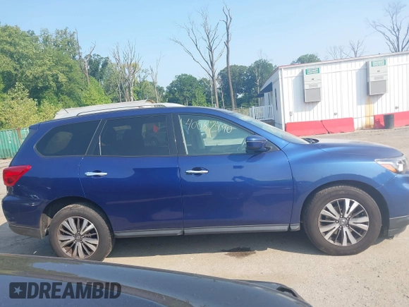 2017 Nissan Pathfinder SV with VIN 5N1DR2MM4HC675341, listed as a IAAI auction lot 40087490 with 95,106 mi miles. Bid and sale history available at carsss.com. Image 13.