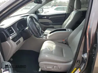 2018 Toyota Highlander Limited z VIN 5TDYZRFH6JS260671, wystawiony jako Copart lot #49383375 z przebiegiem 116 073 mil mil oraz Szkoda całkowita • Salvage title. Historia ofert i sprzedaży dostępna na DreamBid. Obrazek 7.