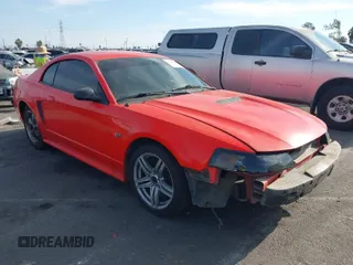 2000 Ford Mustang GT with VIN 1FAFP42X2YF277576, listed as a IAAI auction lot 41194350 with 184,517 mi miles. Bid and sale history available at carsss.com. Image 1.
