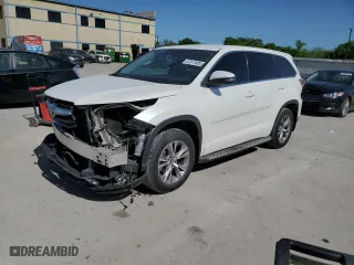 2016 Toyota Highlander LE Plus with VIN 5TDZKRFH7GS166851, listed as a Copart auction lot 52811805 with 124,509 mi miles and Salvage Title. Bid and sale history available at carsss.com. Image 1.