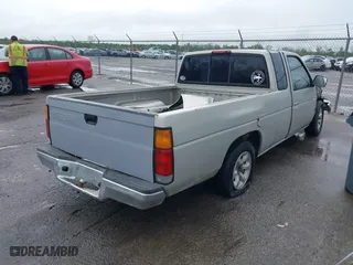1996 Nissan Trucks 2WD XE with VIN 1N6SD16S1TC341046, listed as a IAAI auction lot 41915295 with 159,999 mi miles. Bid and sale history available at carsss.com. Image 4.