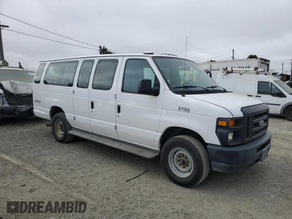 2009 Ford Econoline Passenger XL z VIN 1FBSS31L69DA15433, wystawiony jako Copart lot #59523185 z przebiegiem 338 840 mil mil oraz Czysty tytuł • Clean title. Historia ofert i sprzedaży dostępna na DreamBid. Obrazek 4.