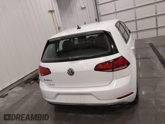 2019 Volkswagen Golf SE z VIN WVWKR7AU2KW907826, wystawiony jako IAAI lot #42030754 z przebiegiem 34 608 mil mil oraz . Historia ofert i sprzedaży dostępna na DreamBid. Obrazek 17.