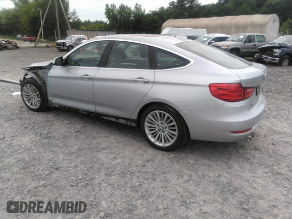 2014 BMW 3 Series 328i Gran Turismo xDrive z VIN WBA3X5C58ED558625, wystawiony jako IAAI lot #42473401 z przebiegiem 106 419 mil mil oraz . Historia ofert i sprzedaży dostępna na DreamBid. Obrazek 3.