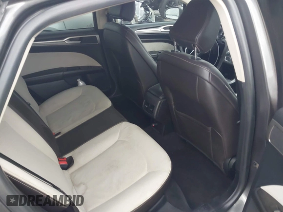 2020 Ford Fusion SE z VIN 3FA6P0HD5LR198744, wystawiony jako IAAI lot #42177820 z przebiegiem 97 520 mil mil oraz . Historia ofert i sprzedaży dostępna na DreamBid. Obrazek 8.