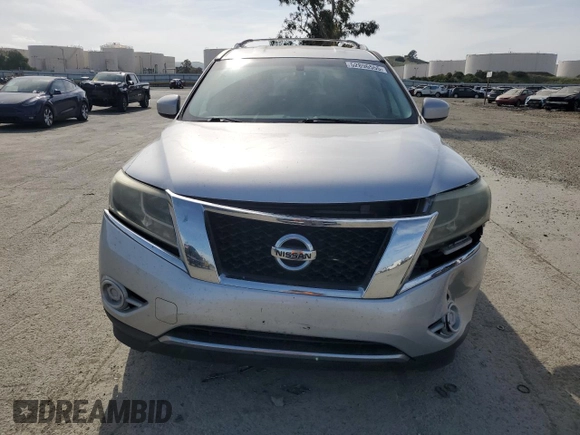 2014 Nissan Pathfinder SL with VIN 5N1AR2MN3EC686421, listed as a Copart auction lot 52896555 with 118,840 mi miles and Salvage title. Bid and sale history available at DreamBid. Image 5.