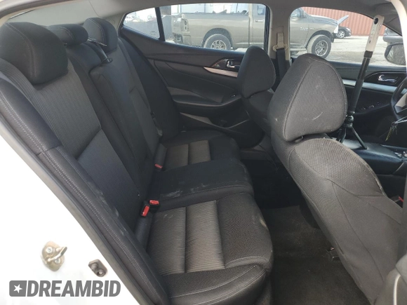 2016 Nissan Maxima SV with VIN 1N4AA6AP6GC442425, listed as a Copart auction lot 44495875 with 118,779 mi miles and Salvage Title. Bid and sale history available at DreamBid. Image 10.