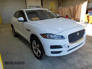 2020 Jaguar F-Pace 25t Premium with VIN SADCJ2FX7LA643197, listed as a Copart auction lot 82919284 with Not Provided miles and Clean Title. Bid and sale history available at DreamBid. Image 4.