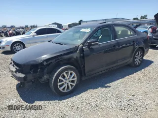 2013 Volkswagen Jetta SE with VIN 3VWDP7AJ3DM261474, listed as a Copart auction lot 63292245 with 144,369 mi miles and Salvage title. Bid and sale history available at DreamBid. Image 1.