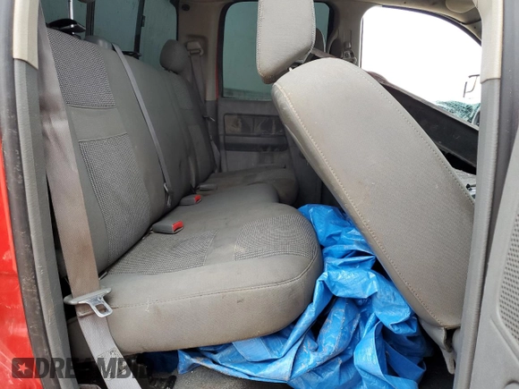 2006 Dodge 1500 SLT with VIN 1D7HU18246S569181, listed as a Copart auction lot 44011435 with 288,222 mi miles and Salvage title. Bid and sale history available at DreamBid. Image 10.
