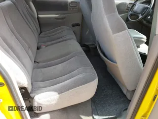 2004 Dodge Dakota Sport z VIN 1D7HG38N14S752273, wystawiony jako IAAI lot #42311042 z przebiegiem 157 402 mil mil oraz . Historia ofert i sprzedaży dostępna na DreamBid. Obrazek 8.