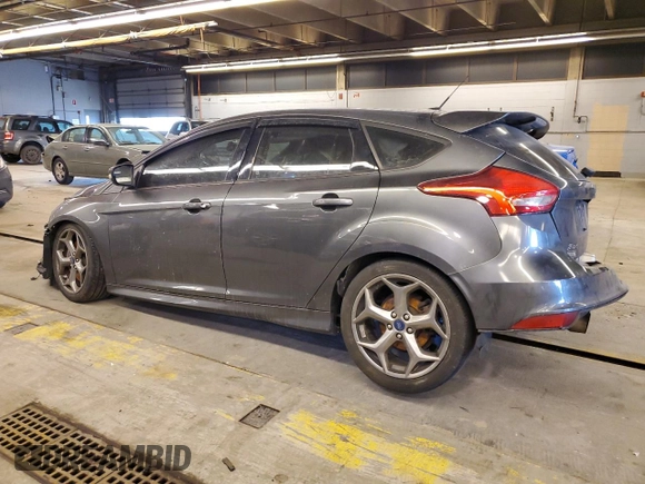 2018 Ford Focus ST with VIN 1FADP3L99JL282007, listed as a Copart auction lot 43141075 with 57,495 mi miles and Salvage Title. Bid and sale history available at DreamBid. Image 2.