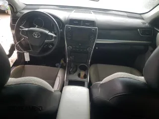 2015 Toyota Camry XLE z VIN 4T1BF1FK9FU474810, wystawiony jako Copart lot #47950725 z przebiegiem Nie podano mil oraz Szkoda całkowita • Salvage title. Historia ofert i sprzedaży dostępna na DreamBid. Obrazek 8.