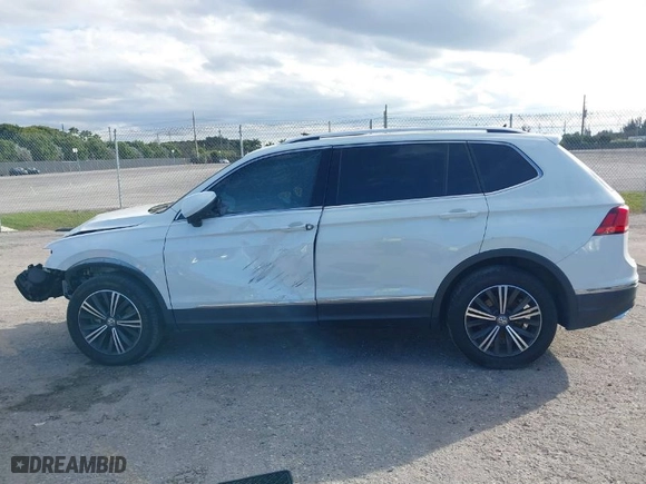 2019 Volkswagen Tiguan SE with VIN 3VV3B7AX9KM067418, listed as a IAAI auction lot 41434045 with 96,968 mi miles. Bid and sale history available at carsss.com. Image 13.