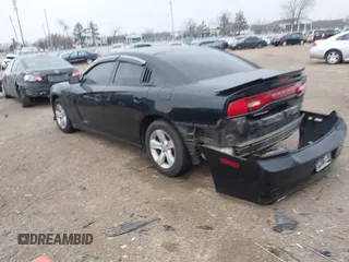 2013 Dodge Charger SE with VIN 2C3CDXBG6DH625531, listed as a IAAI auction lot 41631995 with 175,511 mi miles and . Bid and sale history available at DreamBid. Image 3.