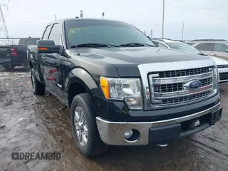2013 Ford F-150 XL with VIN 1FTFX1ET8DFC41144, listed as a IAAI auction lot 41446234 with 195,090 mi miles. Bid and sale history available at carsss.com. Image 1.