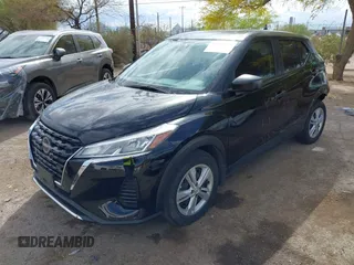 2022 Nissan Kicks S z VIN 3N1CP5BV2NL531339, wystawiony jako IAAI lot #41960255 z przebiegiem 24 931 mil mil oraz . Historia ofert i sprzedaży dostępna na DreamBid. Obrazek 18.