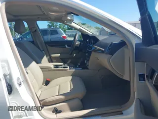 2012 Mercedes-Benz C 300 Sport с VIN WDDGF8BB8CA691471, выставлен на аукционе IAAI как лот 42621659 с пробегом 96 945 миль миль и . История ставок и продаж доступна на DreamBid. Изображение 5.