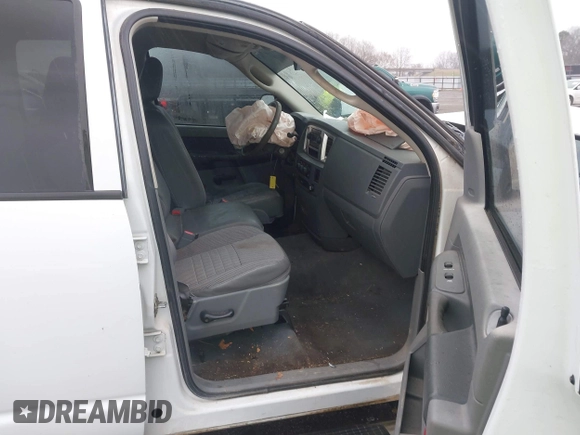 2008 Dodge 1500 SLT with VIN 1D7HA18N68S580298, listed as a IAAI auction lot 41554979 with 204,115 mi miles and . Bid and sale history available at DreamBid. Image 5.