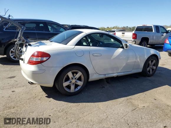 2008 Mercedes-Benz SLK 280 with VIN WDBWK54F48F186729, listed as a Copart auction lot 49432735 with 92,307 mi miles and Salvage title. Bid and sale history available at DreamBid. Image 3.