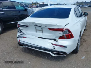 2021 Volvo S60 Momentum with VIN 7JR102FZ4MG108772, listed as a IAAI auction lot 41913763 with 50,330 mi miles. Bid and sale history available at carsss.com. Image 6.