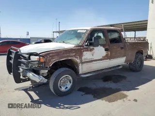 2006 GMC Sierra 2500HD SL with VIN 1GTHK23D26F158546, listed as a Copart auction lot 42225335 with 213,724 mi miles and Salvage title. Bid and sale history available at DreamBid. Image 1.