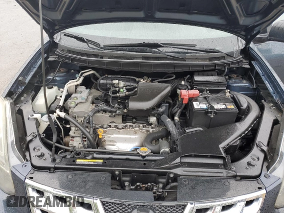 2015 Nissan Rogue S z VIN JN8AS5MV8FW254924, wystawiony jako Copart lot #57020965 z przebiegiem 121 935 mil mil oraz Szkody całkowita. Historia ofert i sprzedaży dostępna na DreamBid. Obrazek 12.