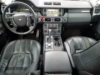 2007 Land Rover Range Rover SC z VIN SALMF13457A251839, wystawiony jako Copart lot #49002765 z przebiegiem 230 601 mil mil oraz Szkoda całkowita • Salvage title. Historia ofert i sprzedaży dostępna na DreamBid. Obrazek 8.