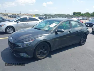 2023 Hyundai Elantra SEL с VIN 5NPLM4AG7PH103787, выставлен на аукционе IAAI как лот 42334991 с пробегом 46 647 миль миль и . История ставок и продаж доступна на DreamBid. Изображение 18.