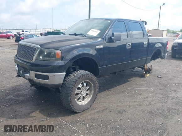 2004 Ford F-150 XLT with VIN 1FTPW145X4FA33342, listed as a IAAI auction lot 42243447 with 177,787 mi miles and . Bid and sale history available at DreamBid. Image 2.