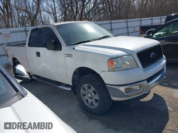 2005 Ford F-150 XLT with VIN 1FTPX14565FA16133, listed as a IAAI auction lot 41782812 with 191,448 mi miles. Bid and sale history available at carsss.com. Image 1.