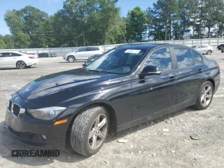 2015 BMW 3 Series 328i xDrive z VIN WBA3B5G50FNS15604, wystawiony jako Copart lot #56861715 z przebiegiem 129 615 mil mil oraz Szkoda całkowita • Salvage title. Historia ofert i sprzedaży dostępna na DreamBid. Obrazek 1.
