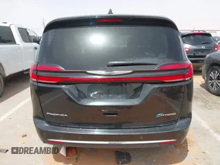 2023 Chrysler Pacifica Hybrid Touring L с VIN 2C4RC1L78PR551371, выставлен на аукционе IAAI как лот 42235410 с пробегом 49 519 миль миль и . История ставок и продаж доступна на DreamBid. Изображение 16.