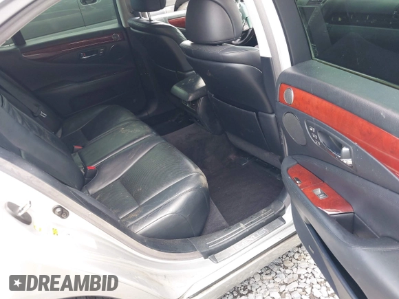 2008 Lexus LS 460 с VIN JTHBL46F385078109, выставлен на аукционе IAAI как лот 42325663 с пробегом Не указан миль и . История ставок и продаж доступна на DreamBid. Изображение 8.