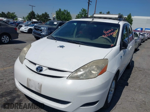 2006 Toyota Sienna CE z VIN 5TDZA23C56S572077, wystawiony jako IAAI lot #42520493 z przebiegiem 226 732 mil mil oraz . Historia ofert i sprzedaży dostępna na DreamBid. Obrazek 6.