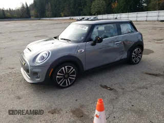 2021 MINI Hardtop Cooper SE with VIN WMWXP3C01M2N89221, listed as a Copart auction lot 79706014 with Not Provided miles and Salvage Title. Bid and sale history available at DreamBid. Image 1.