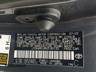 2022 Toyota Prius L Eco z VIN JTDKAMFU8N3180132, wystawiony jako Copart lot #52928455 z przebiegiem 13 547 mil mil oraz Szkoda całkowita • Salvage title. Historia ofert i sprzedaży dostępna na DreamBid. Obrazek 15.
