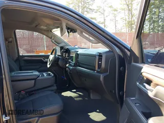 2024 Chevrolet Silverado 1500 LT with VIN 1GCPDKEK1RZ112047, listed as a IAAI auction lot 41686968 with 23,461 mi miles and . Bid and sale history available at DreamBid. Image 5.