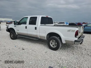 2001 Ford Super Duty F-250 XL with VIN 1FTNW21F11EA94638, listed as a Copart auction lot 52372155 with 363,199 mi miles and Salvage Title. Bid and sale history available at carsss.com. Image 2.