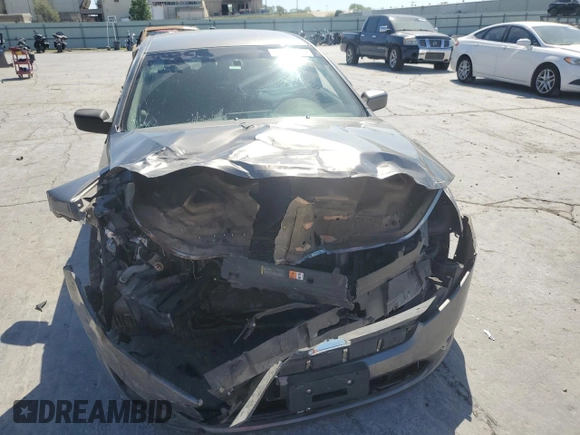 2010 Ford Fusion SE with VIN 3FAHP0HA4AR202228, listed as a Copart auction lot 53316265 with 193,900 mi miles and Salvage Title. Bid and sale history available at carsss.com. Image 5.