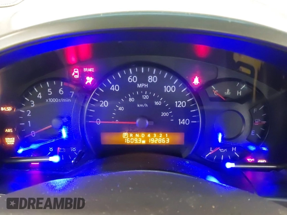 2004 Nissan Titan LE with VIN 1N6AA07B14N511618, listed as a IAAI auction lot 41336419 with 195,863 mi miles and . Bid and sale history available at carsss.com. Image 7.