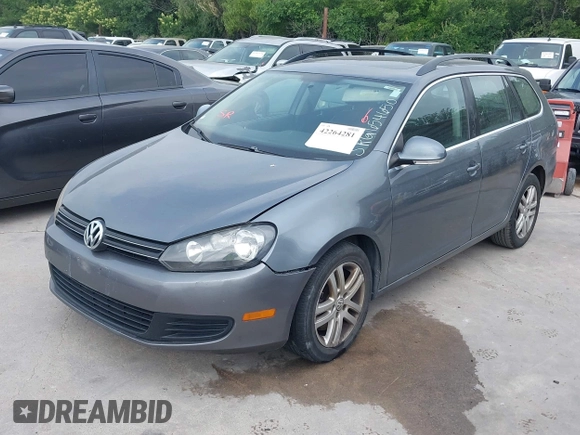 2010 Volkswagen Jetta TDI z VIN 3VWTL7AJ8AM654650, wystawiony jako IAAI lot #42264281 z przebiegiem 189 859 mil mil oraz . Historia ofert i sprzedaży dostępna na DreamBid. Obrazek 2.
