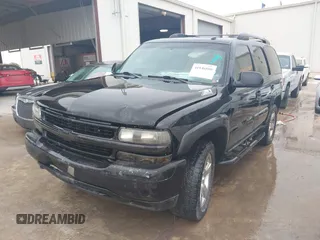 2002 Chevrolet Tahoe Z71 with VIN 1GNEK13Z92R278787, listed as a IAAI auction lot 41846808 with 200,981 mi miles. Bid and sale history available at carsss.com. Image 2.