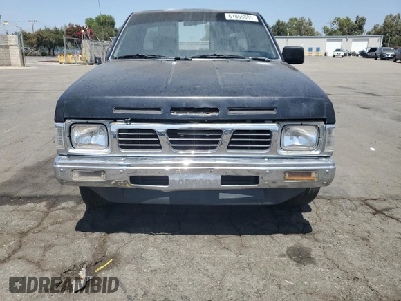 1990 Nissan Frontier XE z VIN 1N6SD11S5LC350520, wystawiony jako Copart lot #61065885 z przebiegiem 182 913 mil mil oraz Czysty tytuł • Clean title. Historia ofert i sprzedaży dostępna na DreamBid. Obrazek 5.