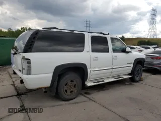 2002 GMC Yukon XL SLT with VIN 3GKFK16Z82G328978, listed as a Copart auction lot 69871094 with Not Provided miles and Salvage Title. Bid and sale history available at carsss.com. Image 3.