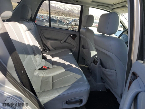 2003 Mercedes-Benz M-Class 3.7L with VIN 4JGAB57E43A445218, listed as a Copart auction lot 48009735 with 136,522 mi miles and Salvage Title. Bid and sale history available at carsss.com. Image 11.