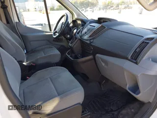 2016 Ford Transit Cargo z VIN 1FTYR1YM3GKA01650, wystawiony jako IAAI lot #41242238 z przebiegiem 145 073 mil mil oraz . Historia ofert i sprzedaży dostępna na DreamBid. Obrazek 5.