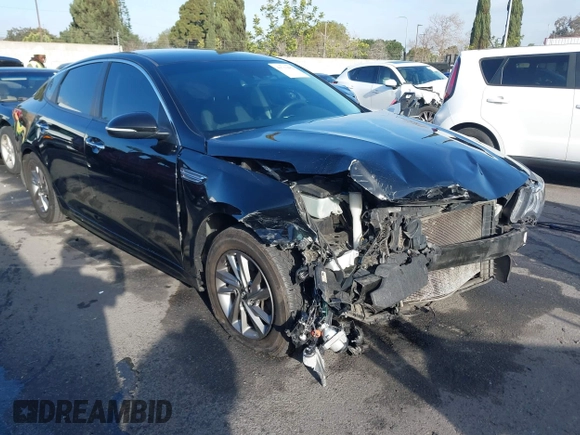 2019 Kia Optima LX with VIN 5XXGT4L32KG324877, listed as a IAAI auction lot 41713482 with 160,178 mi miles. Bid and sale history available at carsss.com. Image 1.